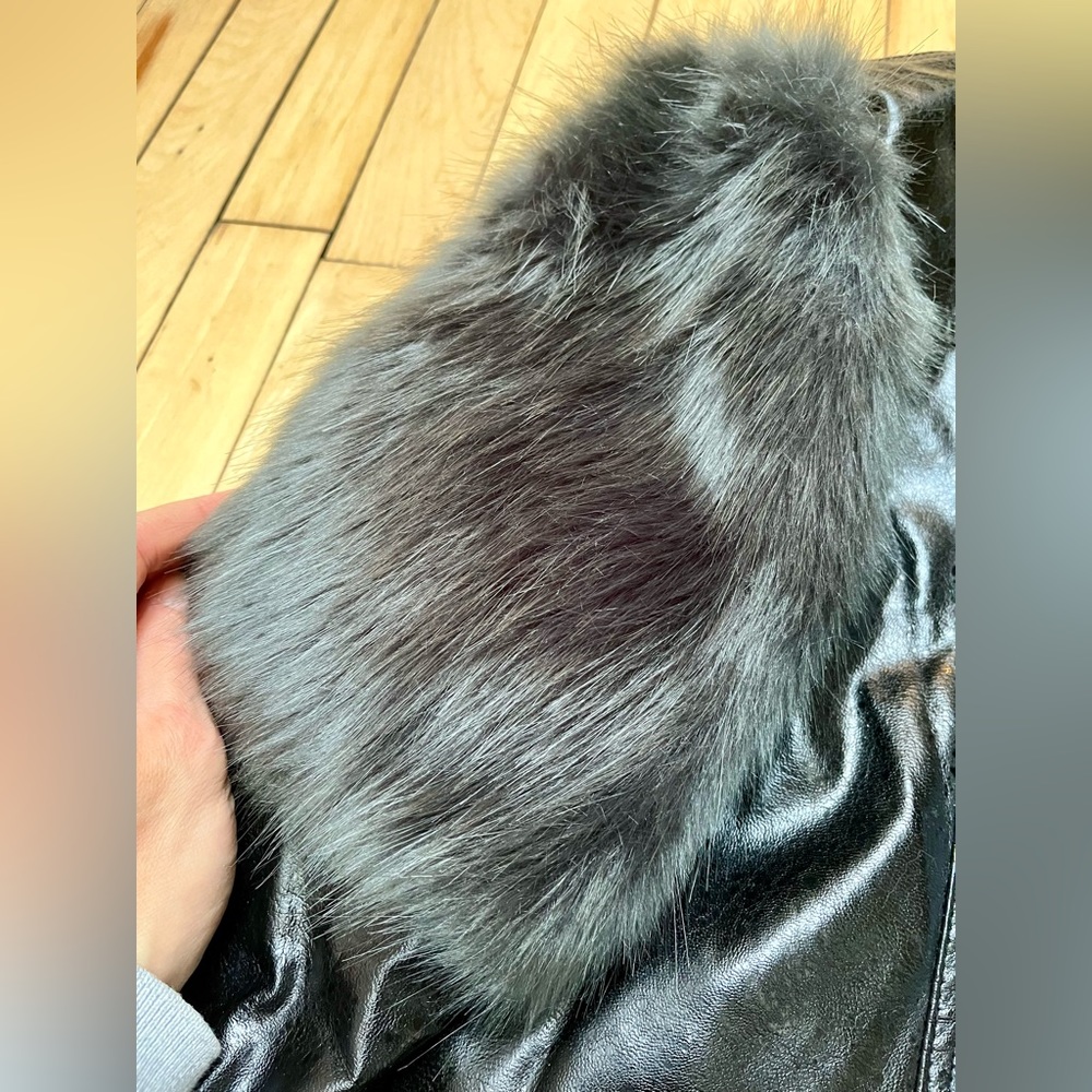 Vegan leather jacket with fur detail - Picture 6 of 6